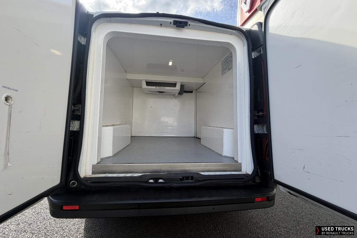 Renault Trafic 120