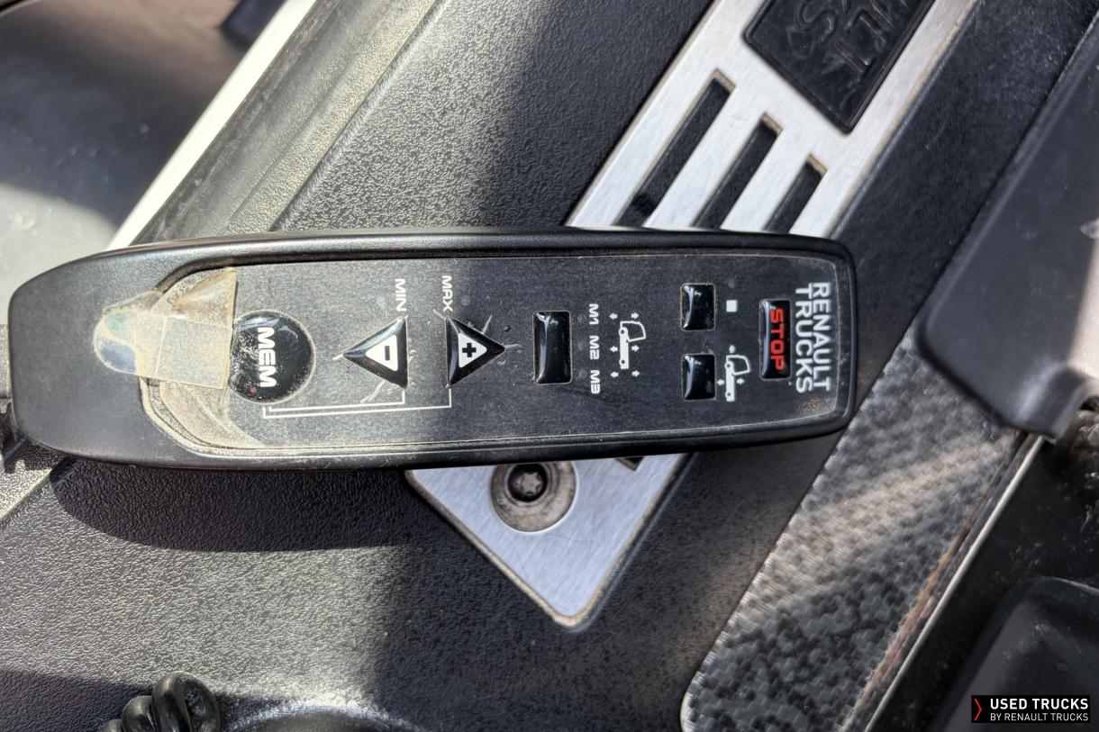 Renault Trucks T 520