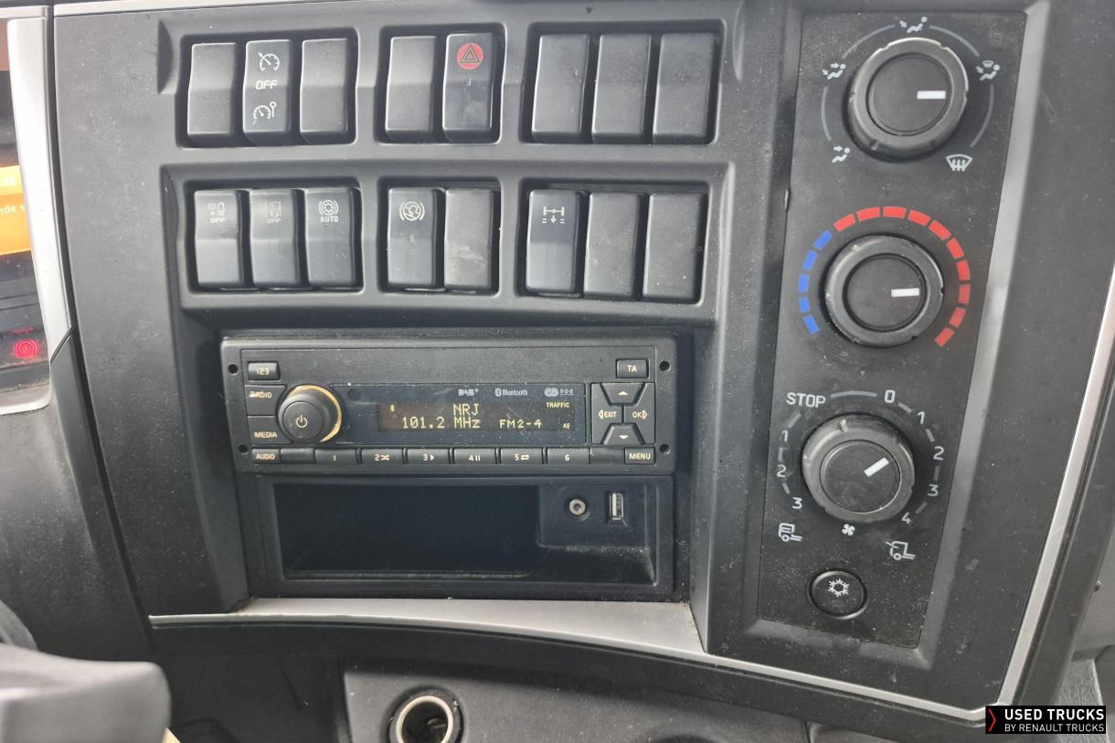 Renault Trucks D 240
