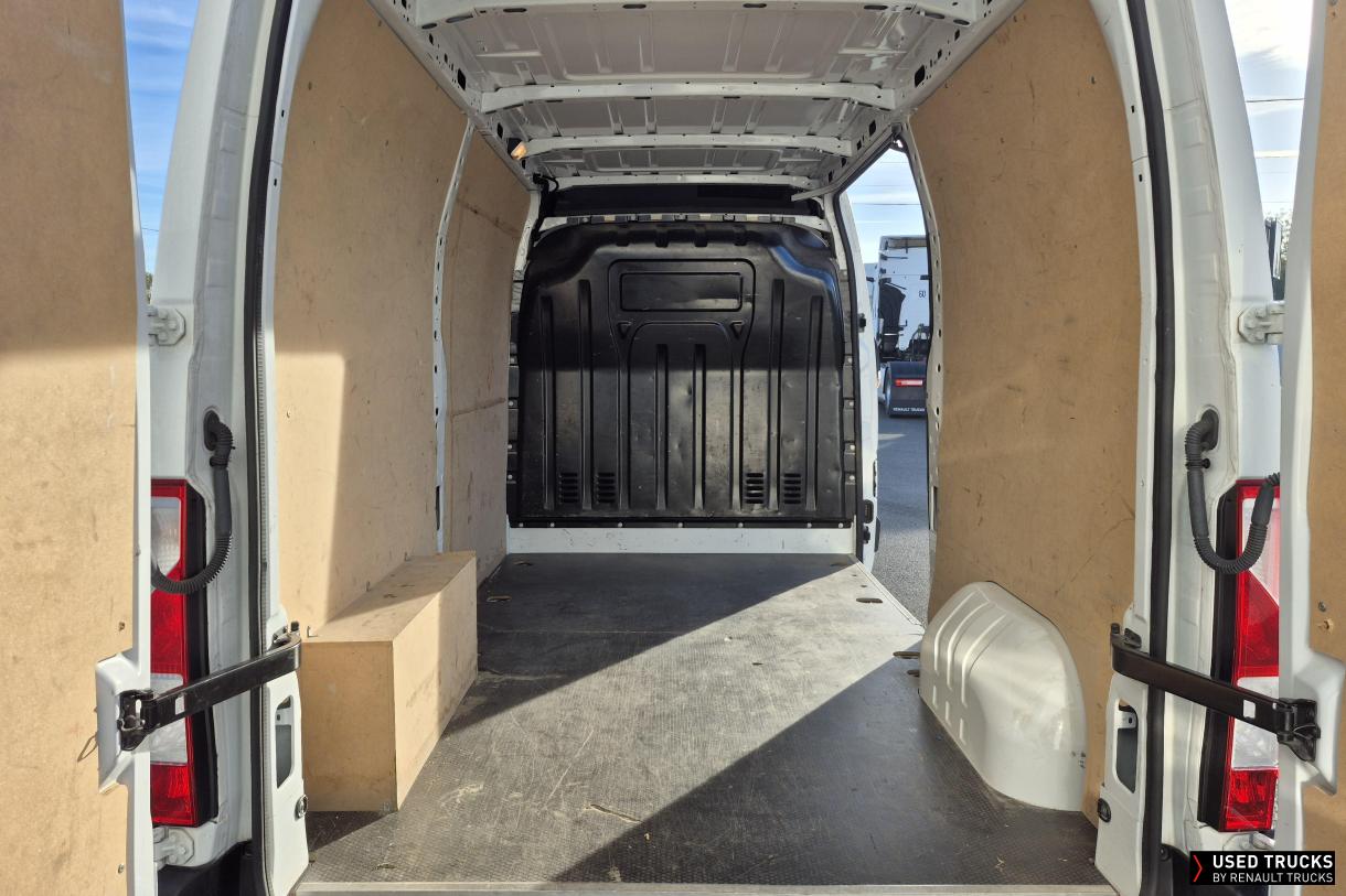 Renault Master 130
