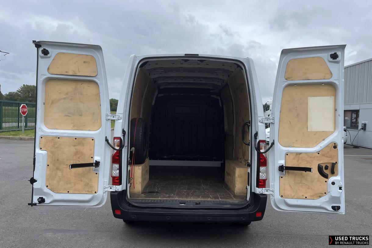Renault Master 130