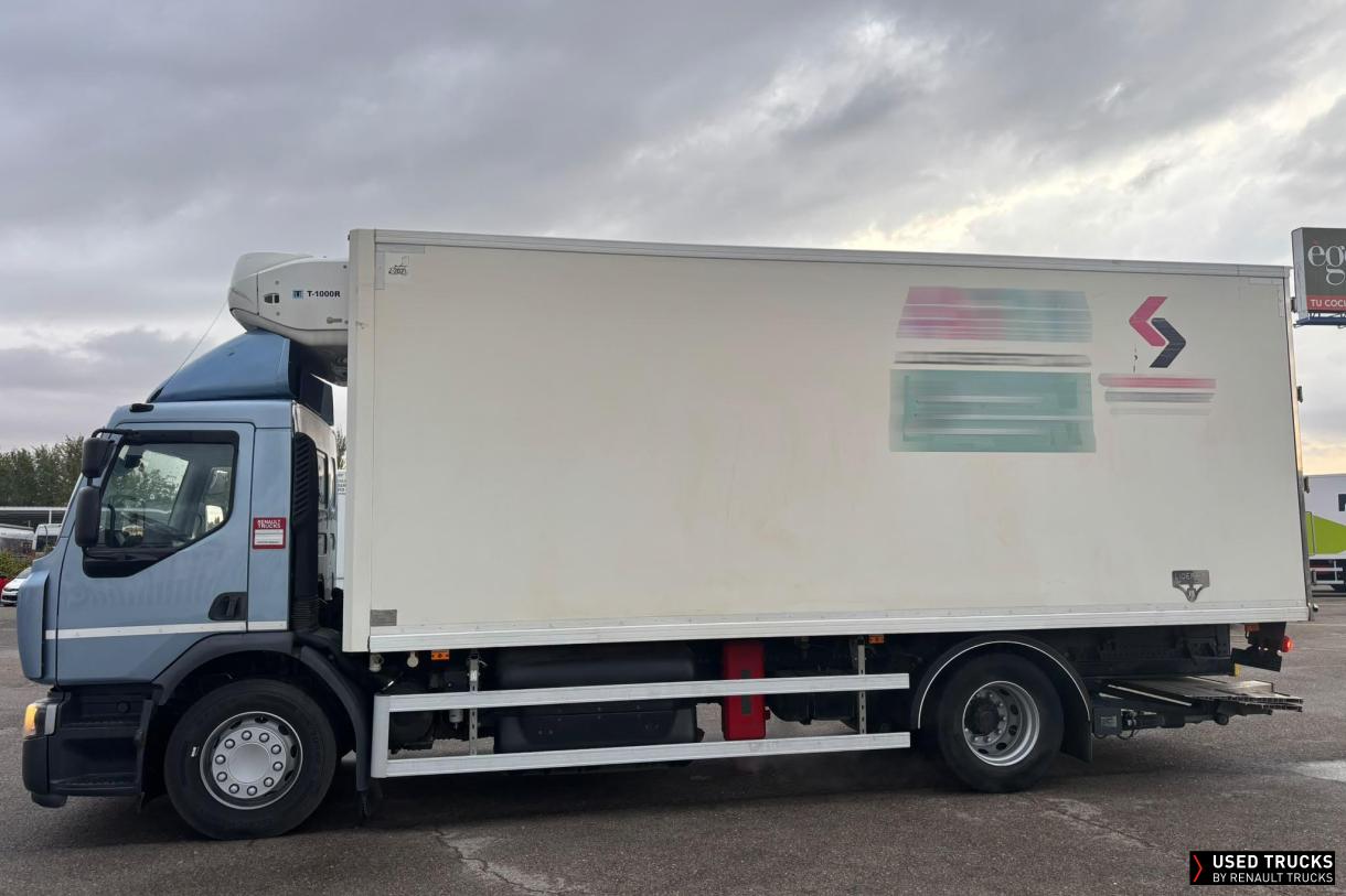 Renault Trucks D Wide 320