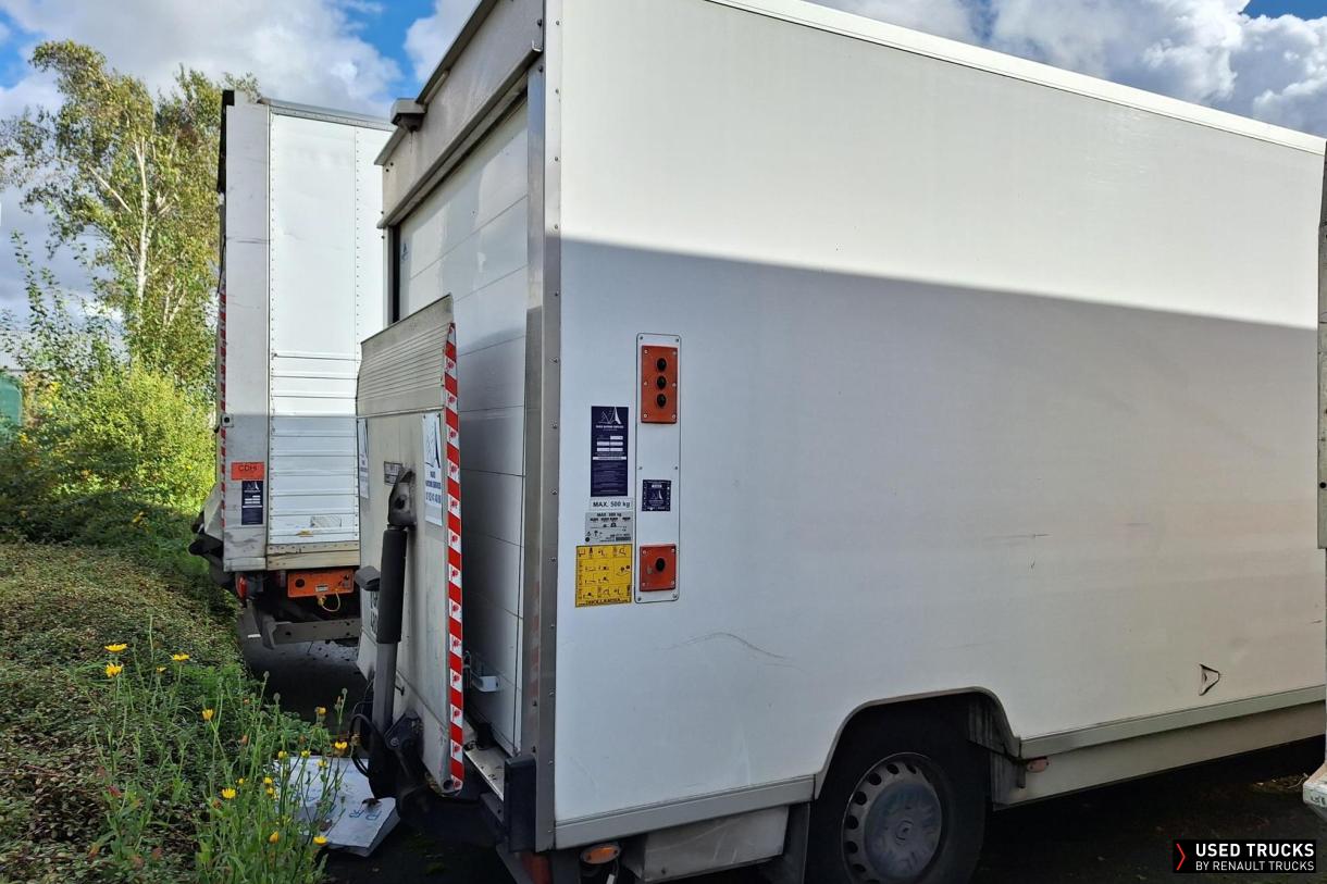 Renault Trucks Master 145