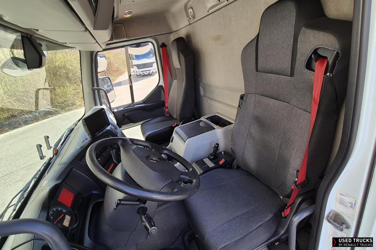 Renault Trucks D Wide 320