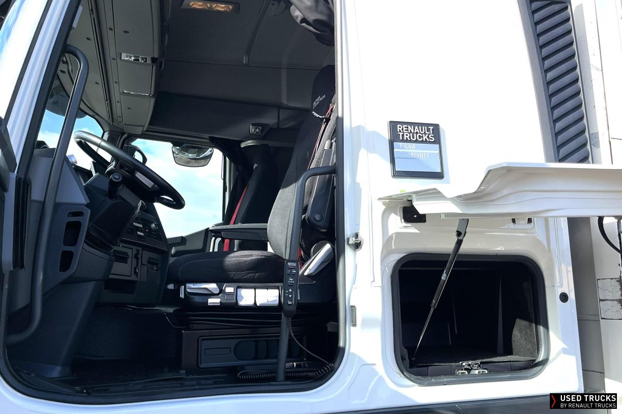 Renault Trucks T 440