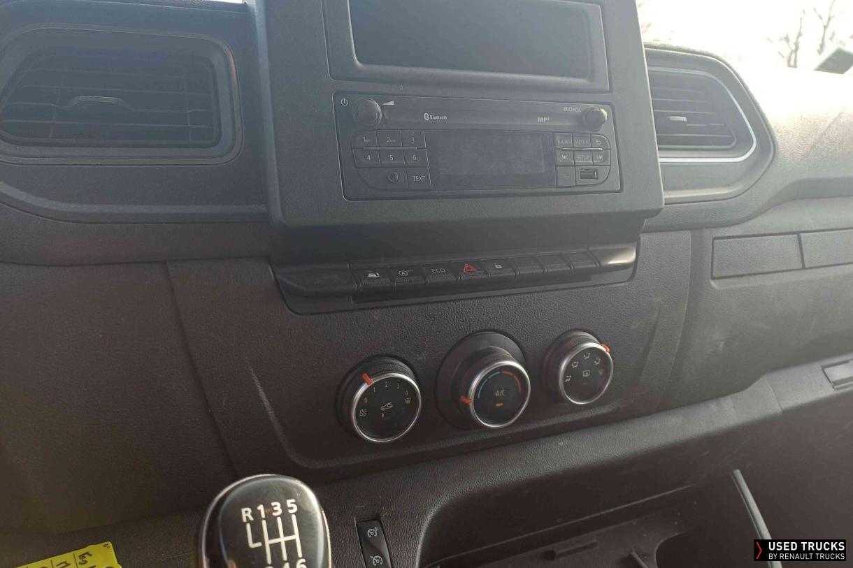 Renault Trucks Master 145