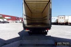Renault Trucks D Wide
                                          320