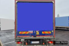 Renault Trucks D
                                          210