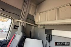 Renault Trucks T High
                                          520