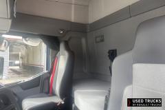 Renault Trucks T
                                          440