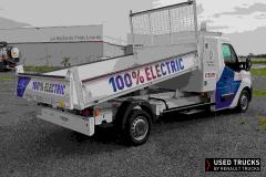 Renault Trucks Master
                                          
